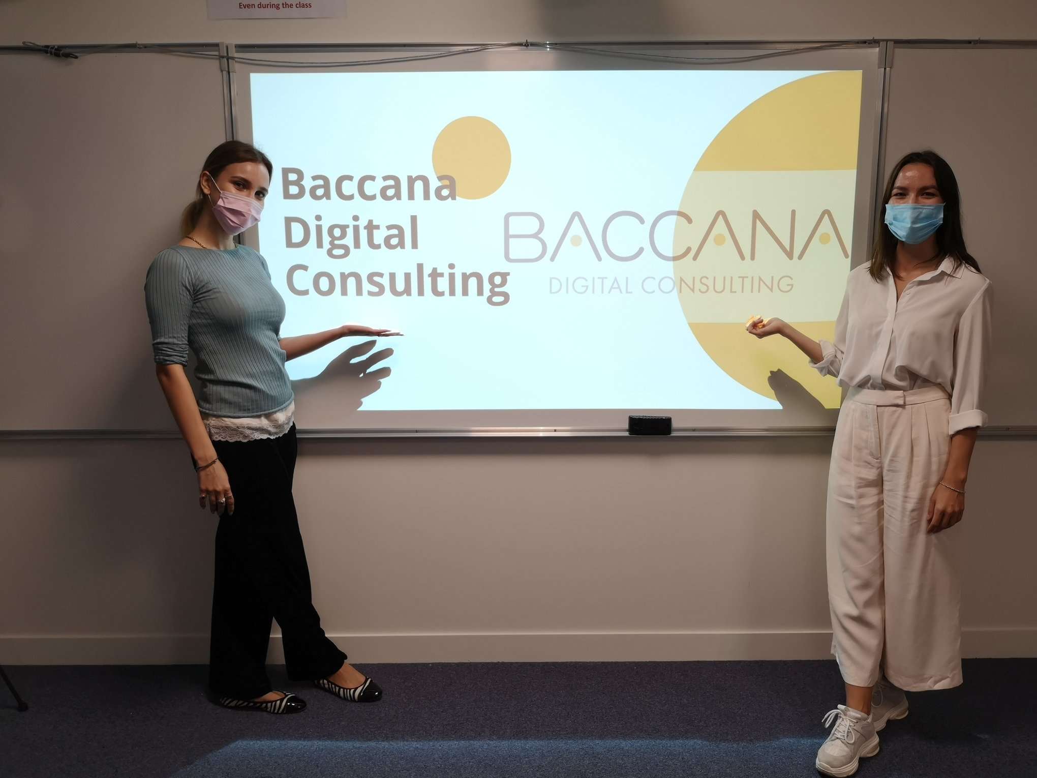 Isabel et Alexandra de Baccana Digital Consulting débarquent à l’IUM !